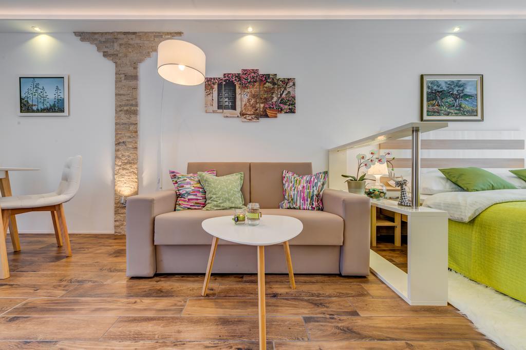 Room&Studio Apartment Just Enjoy Split Exterior foto