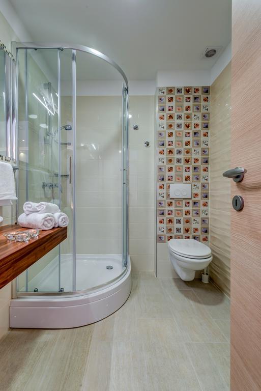 Room&Studio Apartment Just Enjoy Split Exterior foto